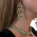 Charger l&#39;image dans la galerie, Collier ras de cou VALERIE dentelle en frivolité tatting 
