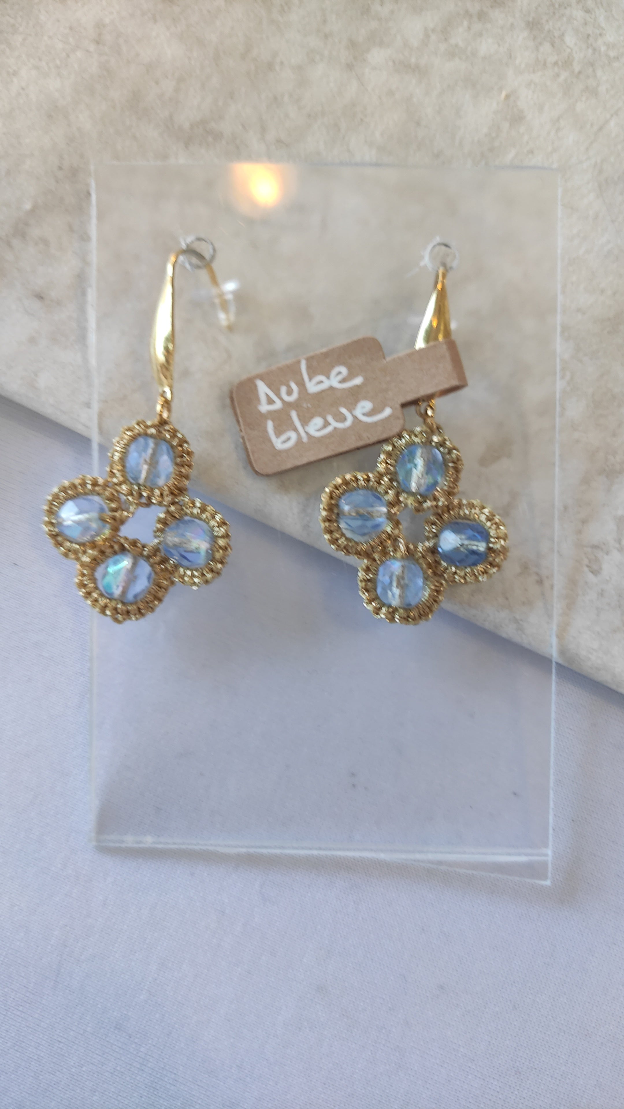 DAWN. Lace and glass earrings. Made in tatting / tatting.