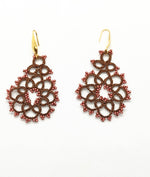 Load image into Gallery viewer, DREAM. Tatting lace earrings and glass stones. 
