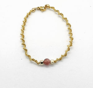 Bracelet en dentelle en pierres fines CHLOÉ.