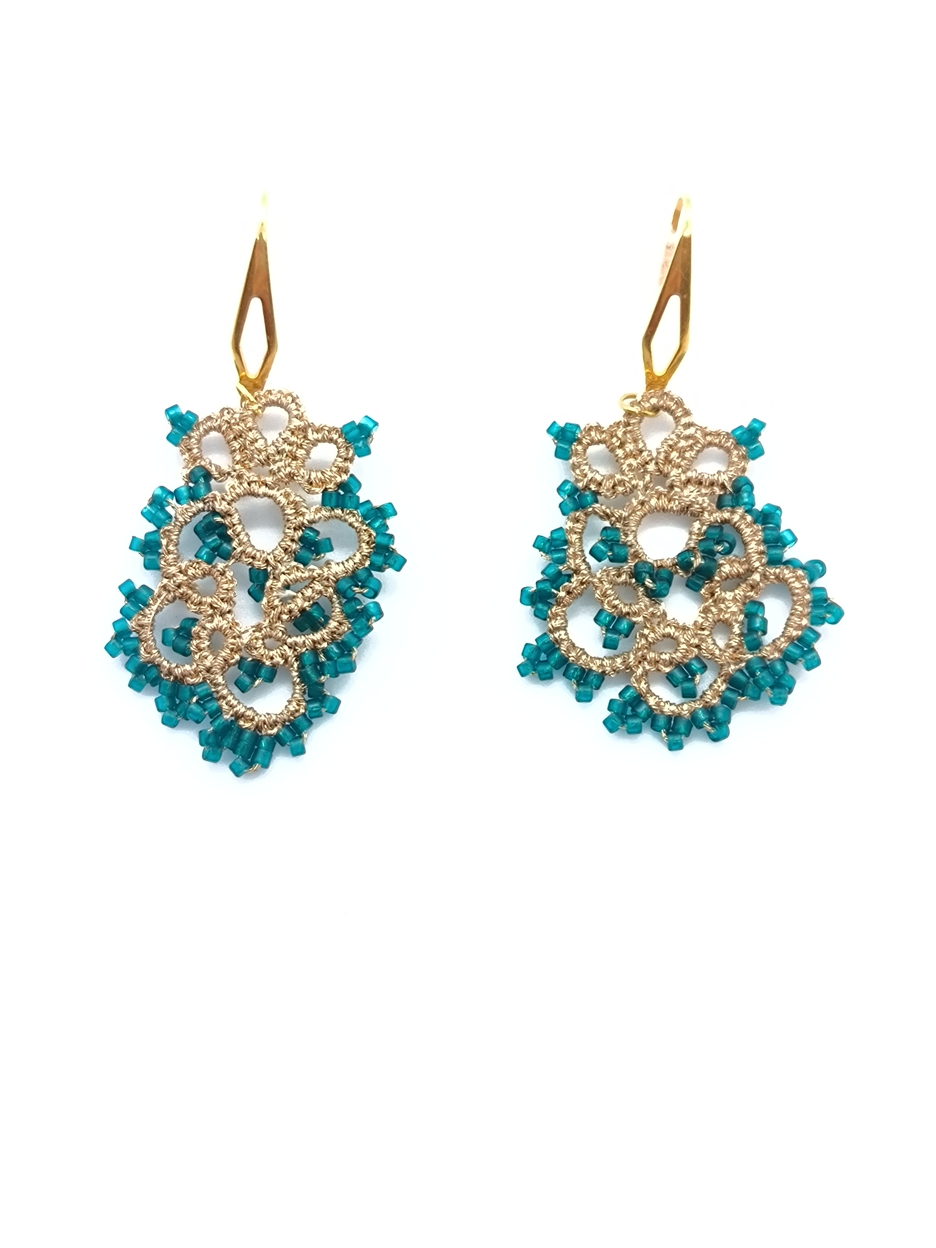 Boucles d'oreilles faites en dentelle et verres japonaises ELSA