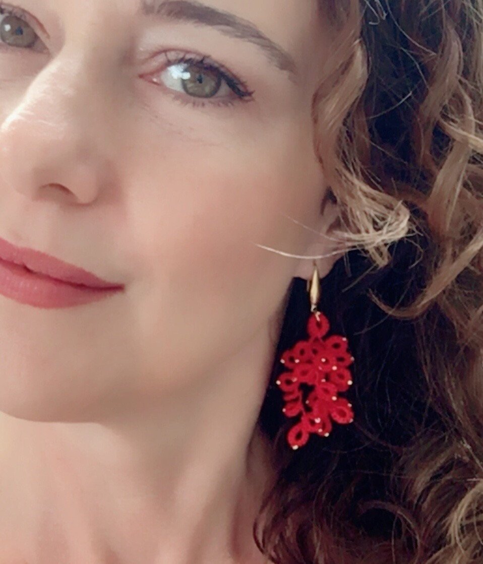 Pilar Navarro PARIS boucles d'oreilles haute couture CASCADE rouge.