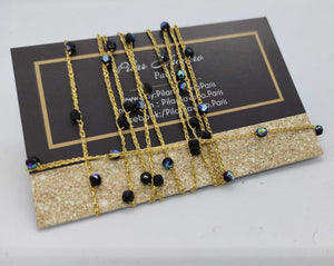 Sautoir collier double ras de cou bracelet 4x4 en fil doré et verres noir crochet 
