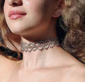 FAIRIES. Lace choker necklace in tatting and miyuki glasses.
