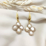 Load image into Gallery viewer, PEARLY DAWN. Lace earrings in tatting and natural pearls
