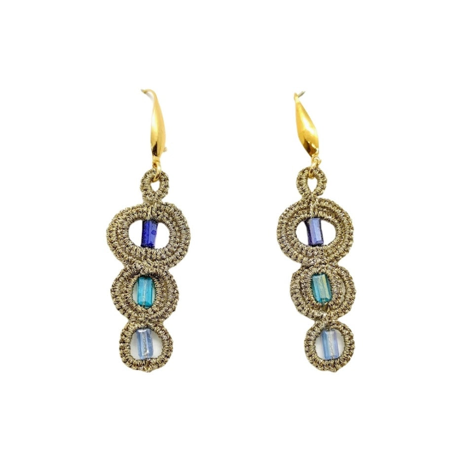 MYRIAM. Frivolity lace earrings and glass stones.